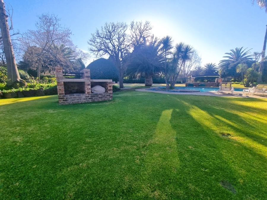 6 Bedroom Property for Sale in Vanderbijlpark SW 5 Gauteng