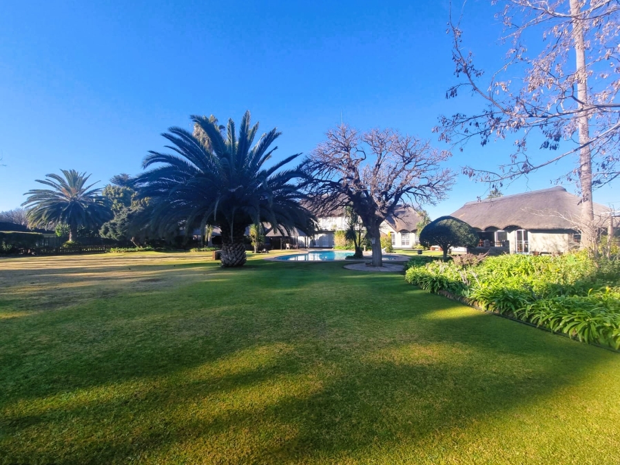 6 Bedroom Property for Sale in Vanderbijlpark SW 5 Gauteng