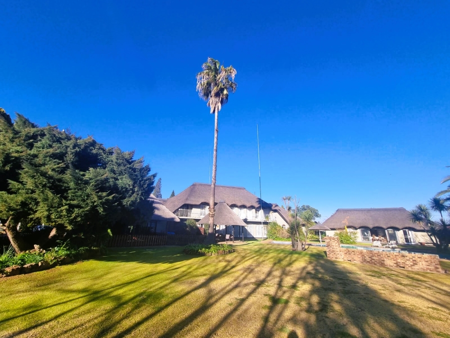 6 Bedroom Property for Sale in Vanderbijlpark SW 5 Gauteng