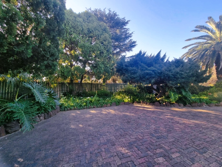 6 Bedroom Property for Sale in Vanderbijlpark SW 5 Gauteng