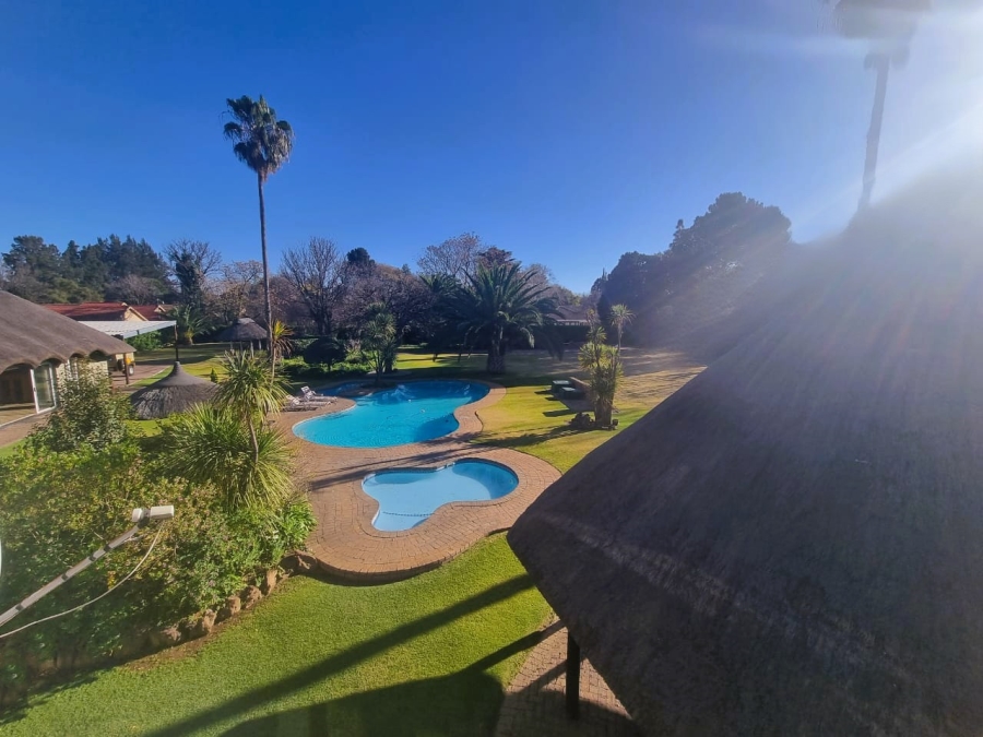 6 Bedroom Property for Sale in Vanderbijlpark SW 5 Gauteng