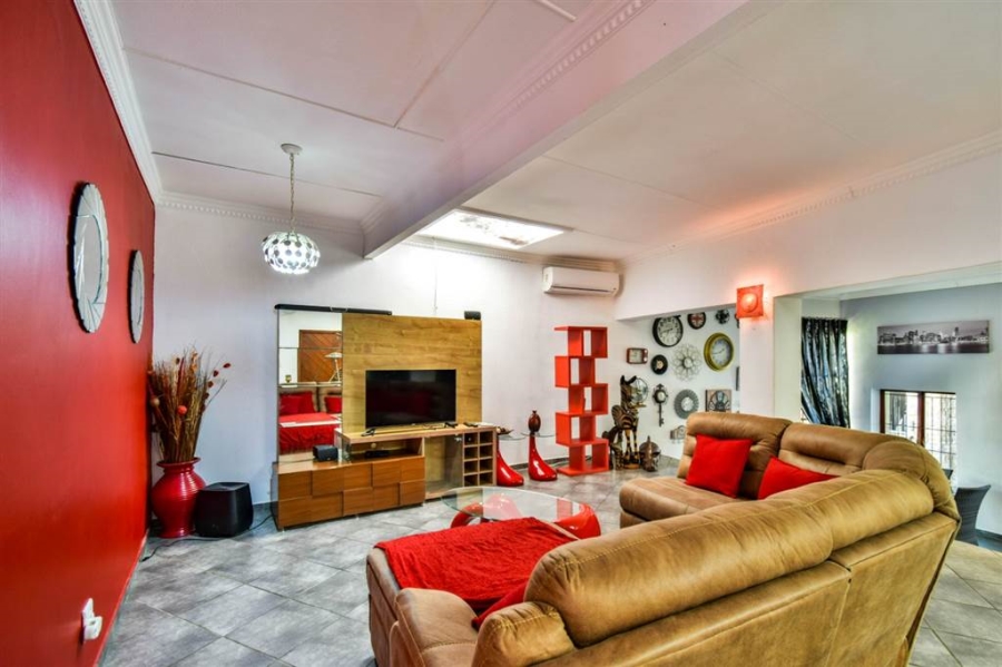 8 Bedroom Property for Sale in Pretoria North Gauteng