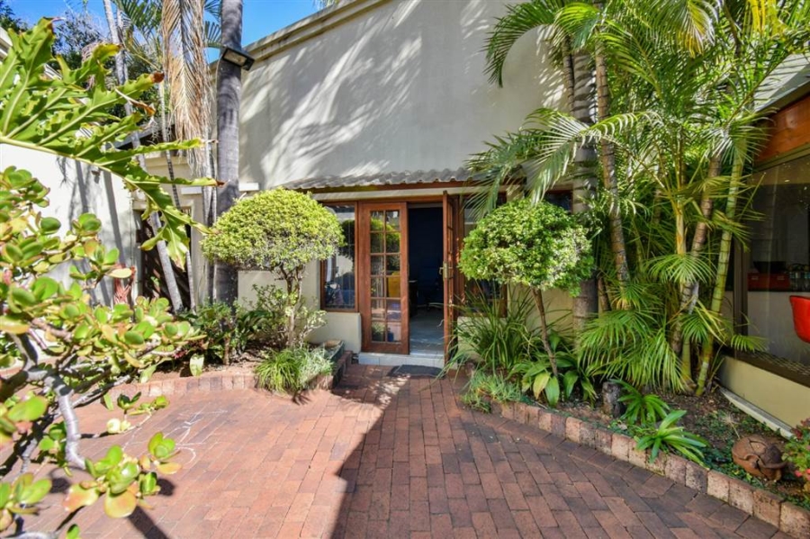 8 Bedroom Property for Sale in Pretoria North Gauteng