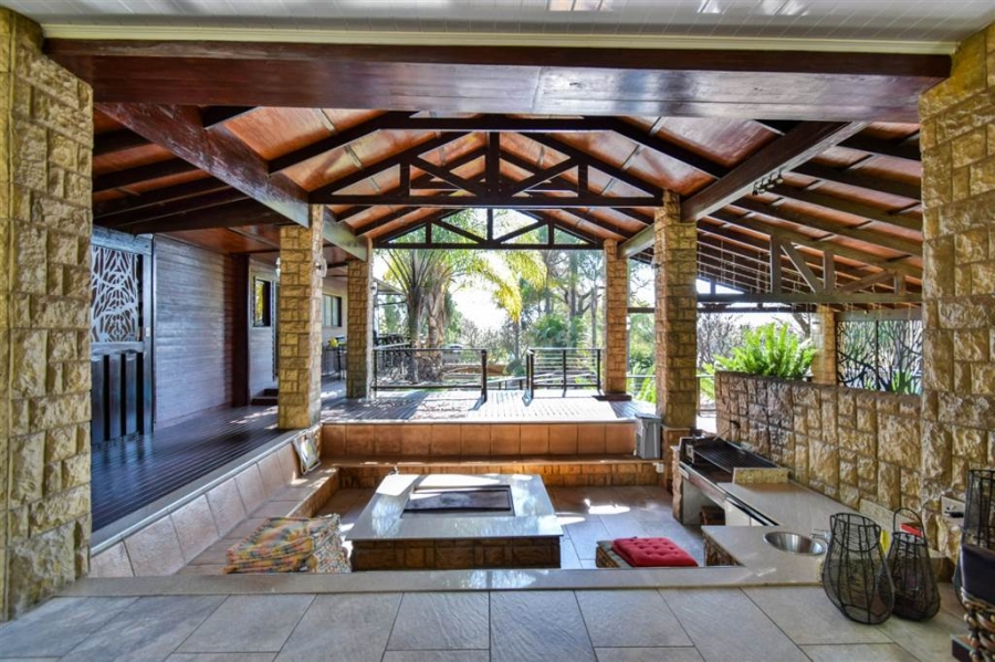 8 Bedroom Property for Sale in Pretoria North Gauteng