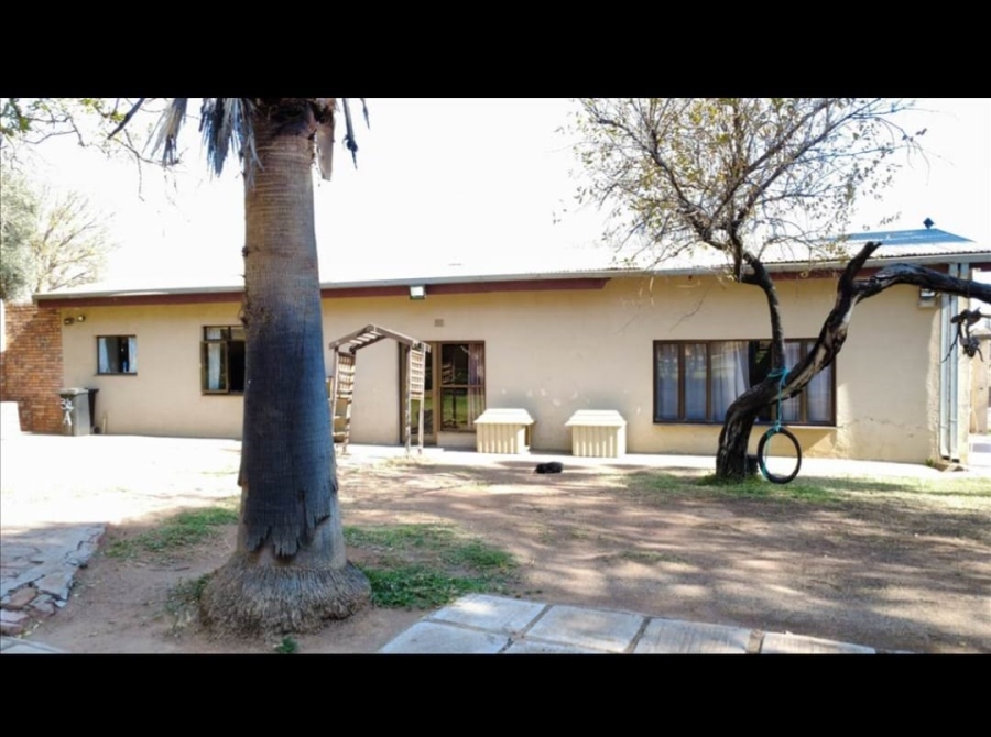 8 Bedroom Property for Sale in Bultfontein Gauteng