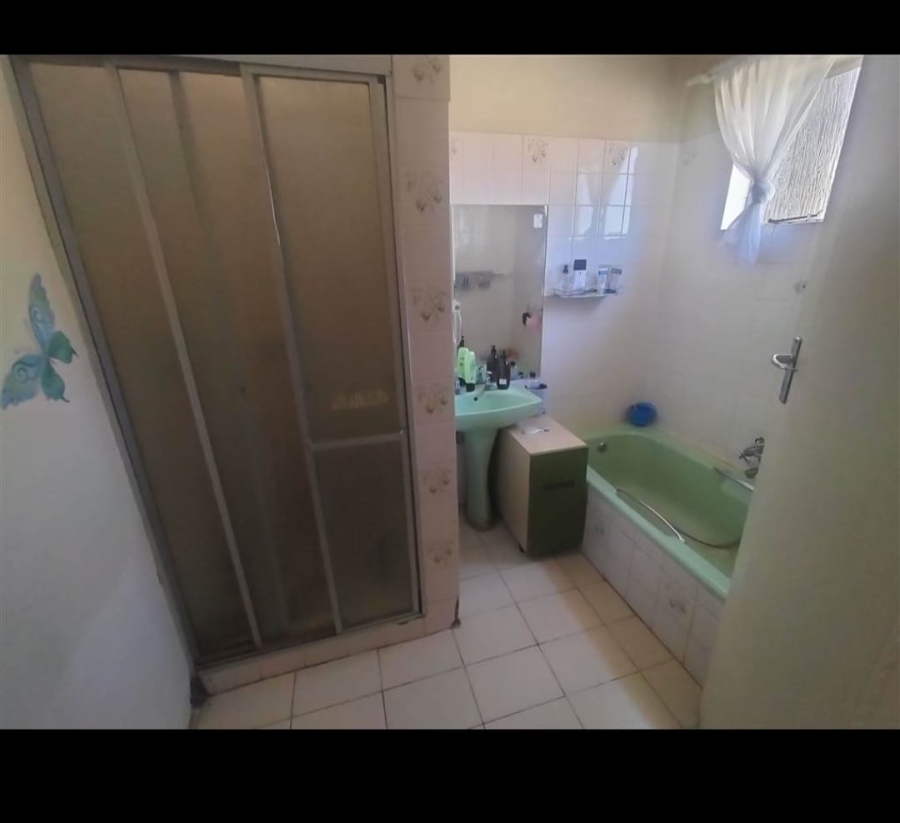 8 Bedroom Property for Sale in Bultfontein Gauteng