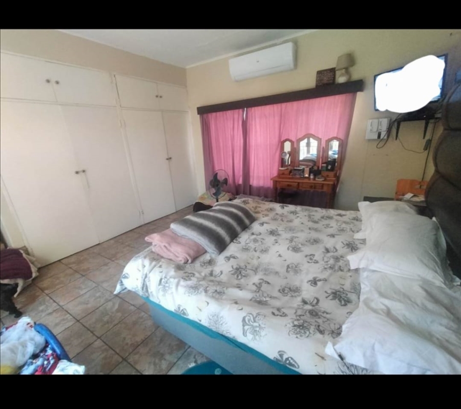 8 Bedroom Property for Sale in Bultfontein Gauteng