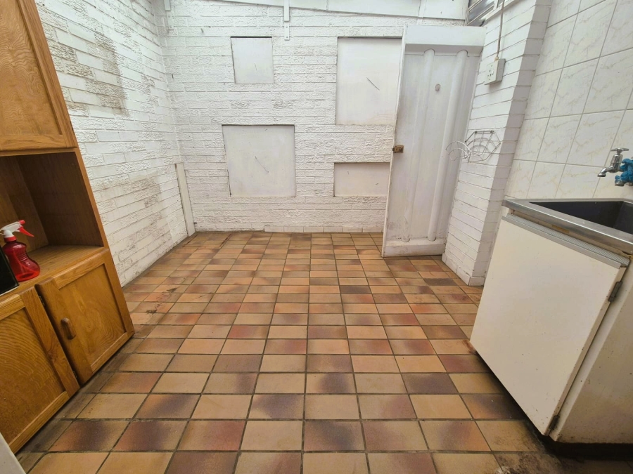 2 Bedroom Property for Sale in Three Rivers Proper Gauteng