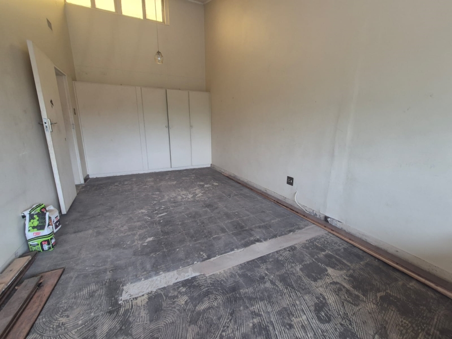 2 Bedroom Property for Sale in Three Rivers Proper Gauteng