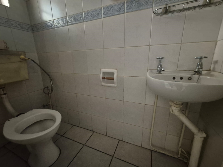 2 Bedroom Property for Sale in Three Rivers Proper Gauteng