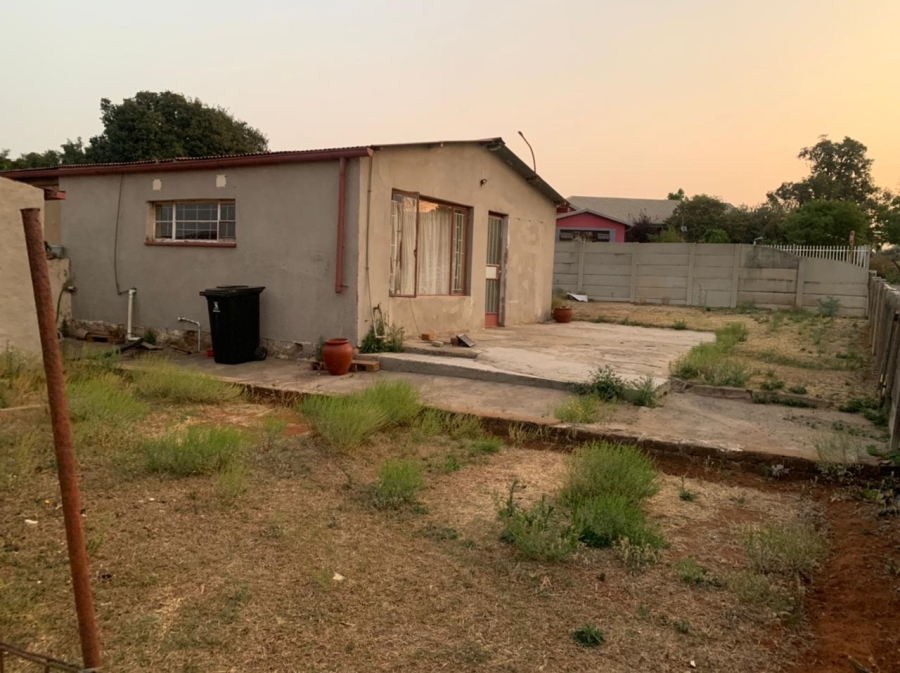 4 Bedroom Property for Sale in Rensburg Gauteng