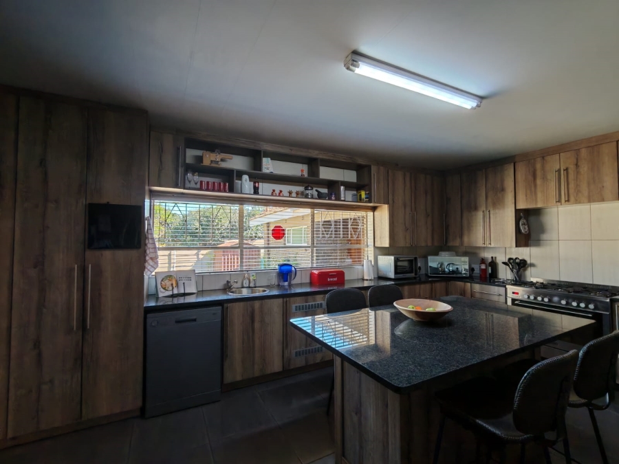 4 Bedroom Property for Sale in Three Rivers East Gauteng