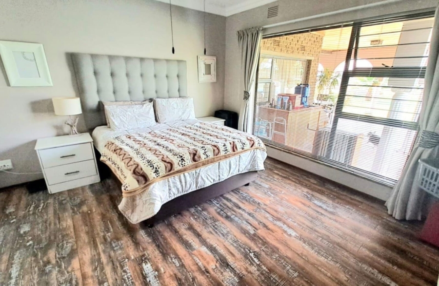 4 Bedroom Property for Sale in Three Rivers East Gauteng