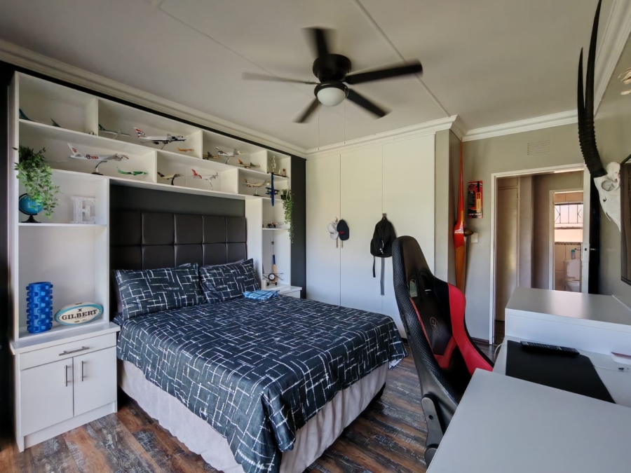 4 Bedroom Property for Sale in Three Rivers East Gauteng