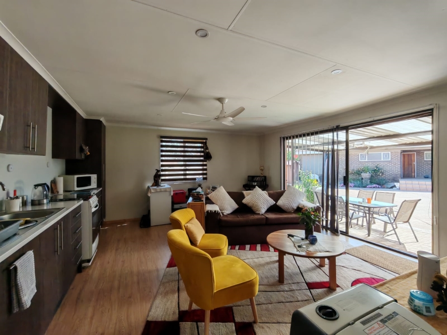 4 Bedroom Property for Sale in Three Rivers East Gauteng