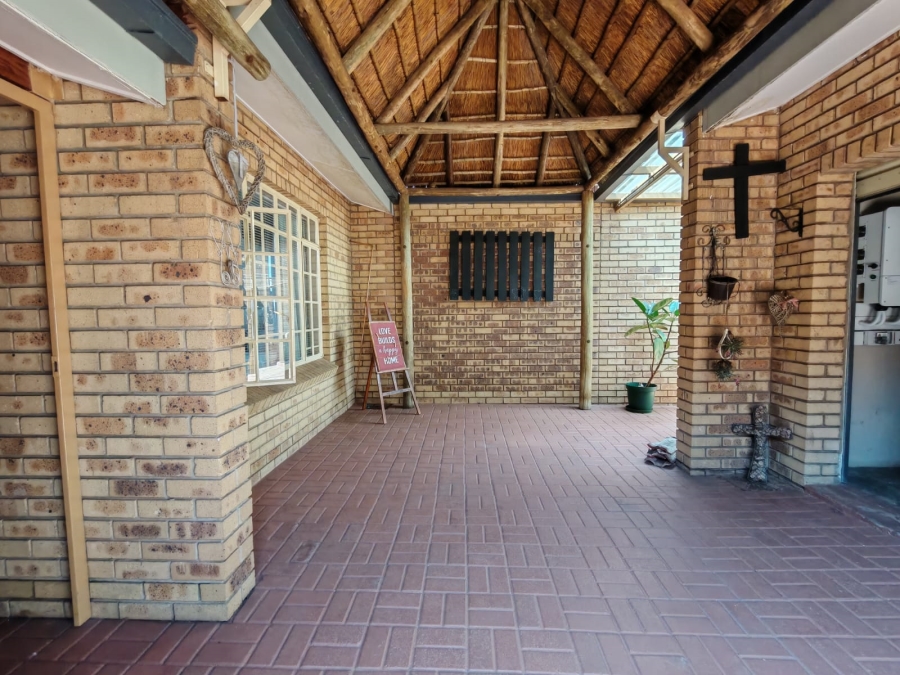 3 Bedroom Property for Sale in Three Rivers Gauteng