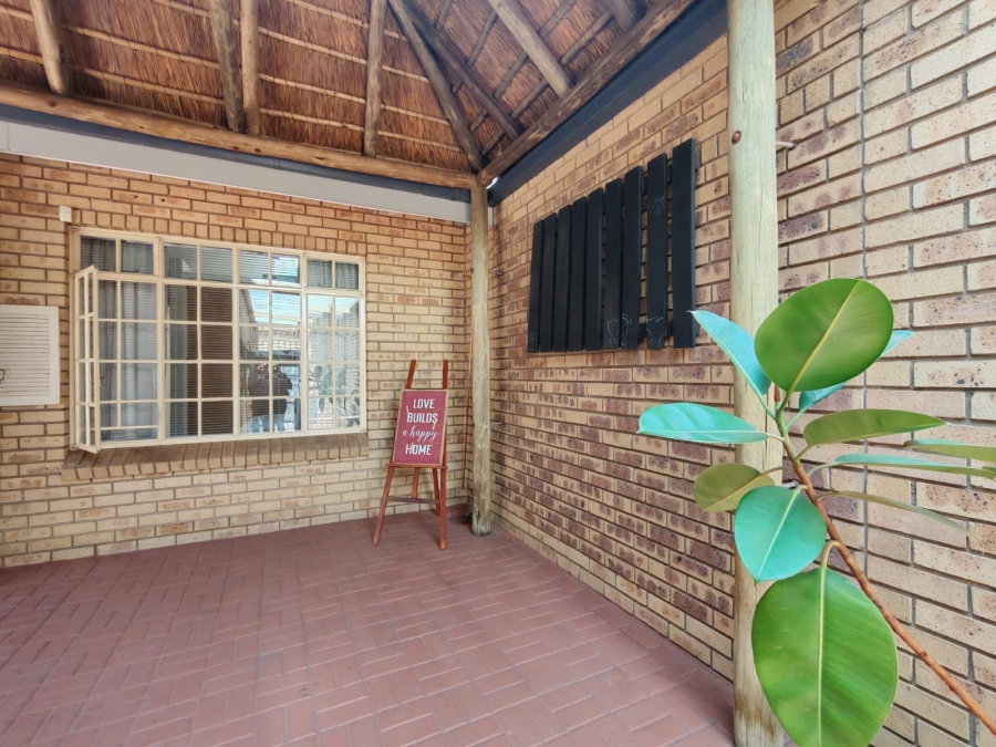 3 Bedroom Property for Sale in Three Rivers Gauteng
