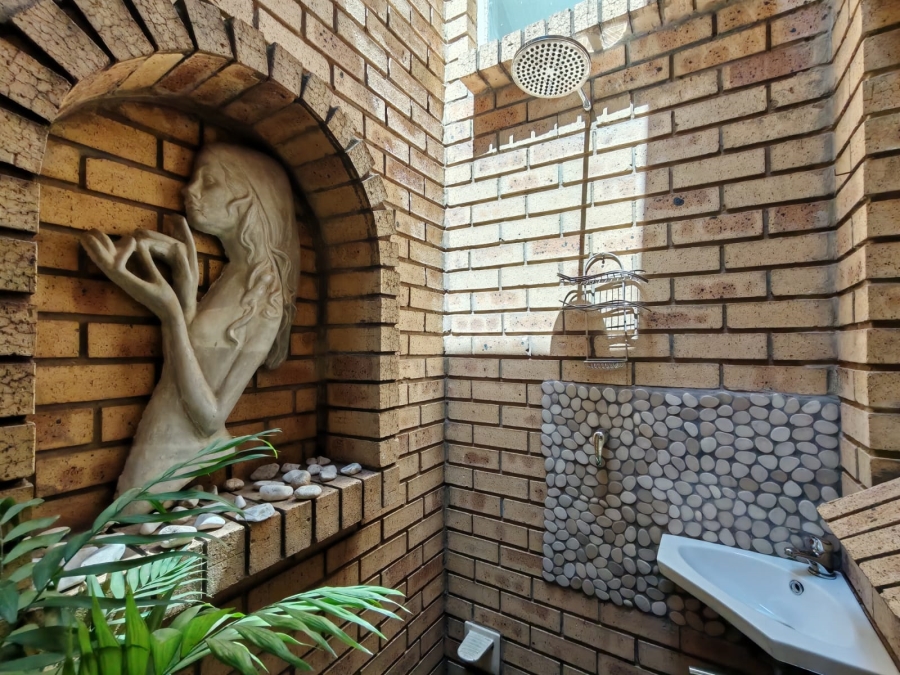 3 Bedroom Property for Sale in Three Rivers Gauteng