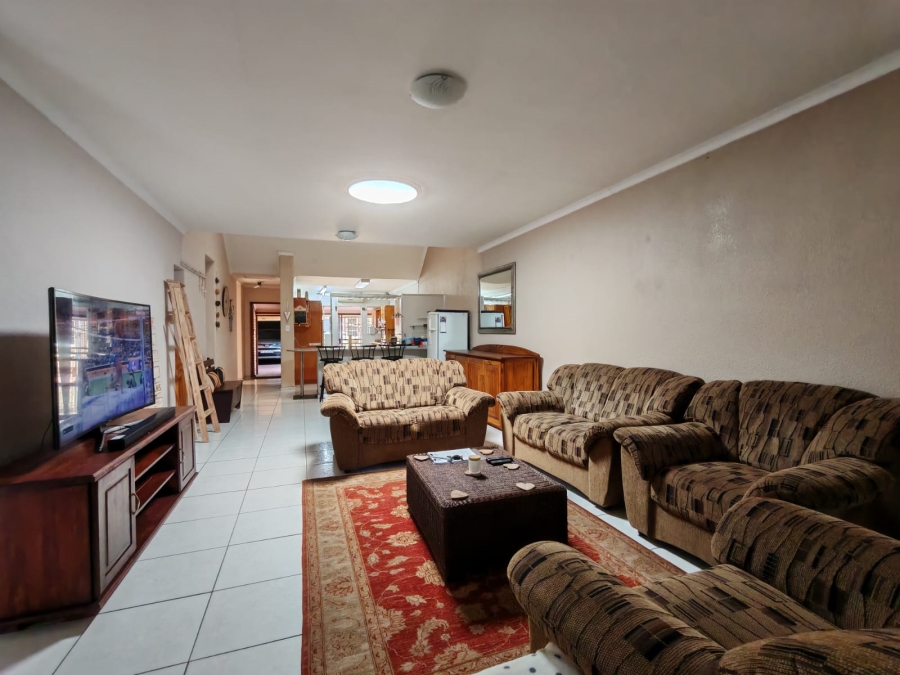 3 Bedroom Property for Sale in Three Rivers Gauteng