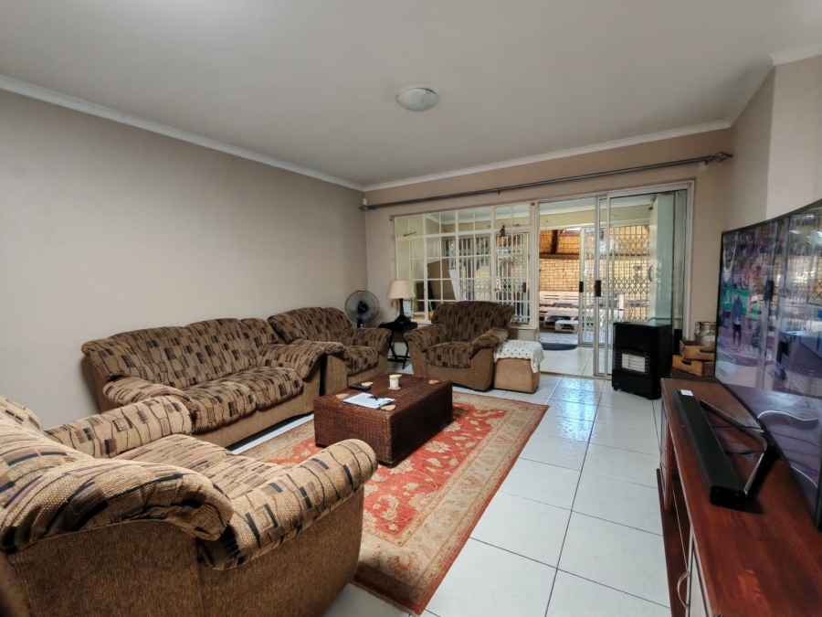 3 Bedroom Property for Sale in Three Rivers Gauteng