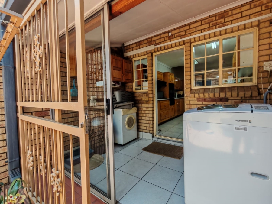 3 Bedroom Property for Sale in Three Rivers Gauteng