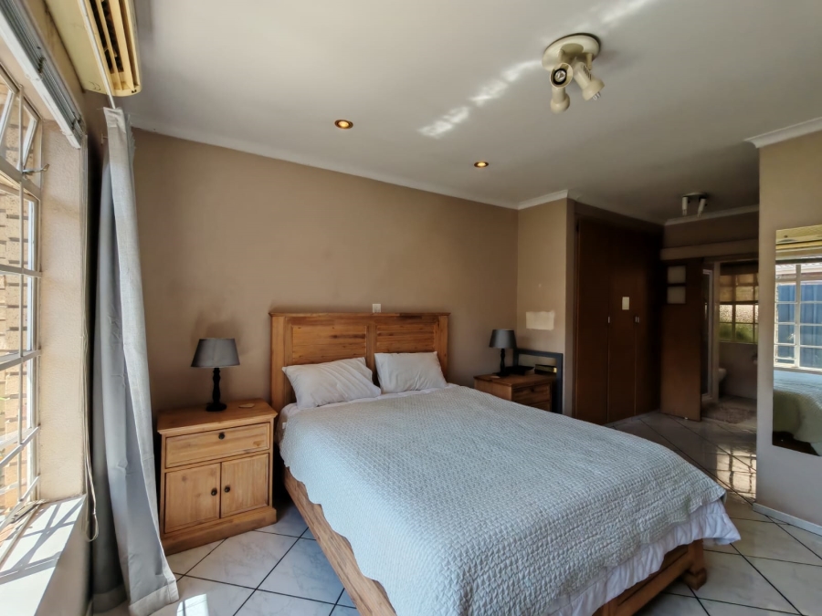 3 Bedroom Property for Sale in Three Rivers Gauteng