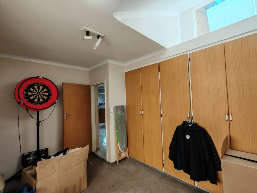 3 Bedroom Property for Sale in Three Rivers Gauteng