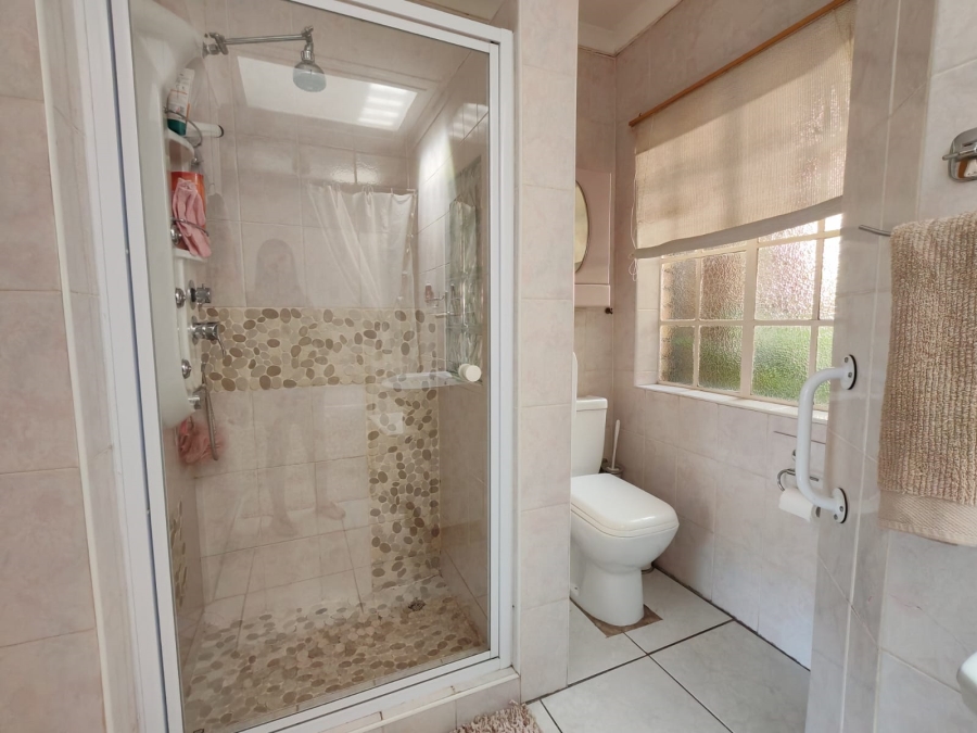 3 Bedroom Property for Sale in Three Rivers Gauteng