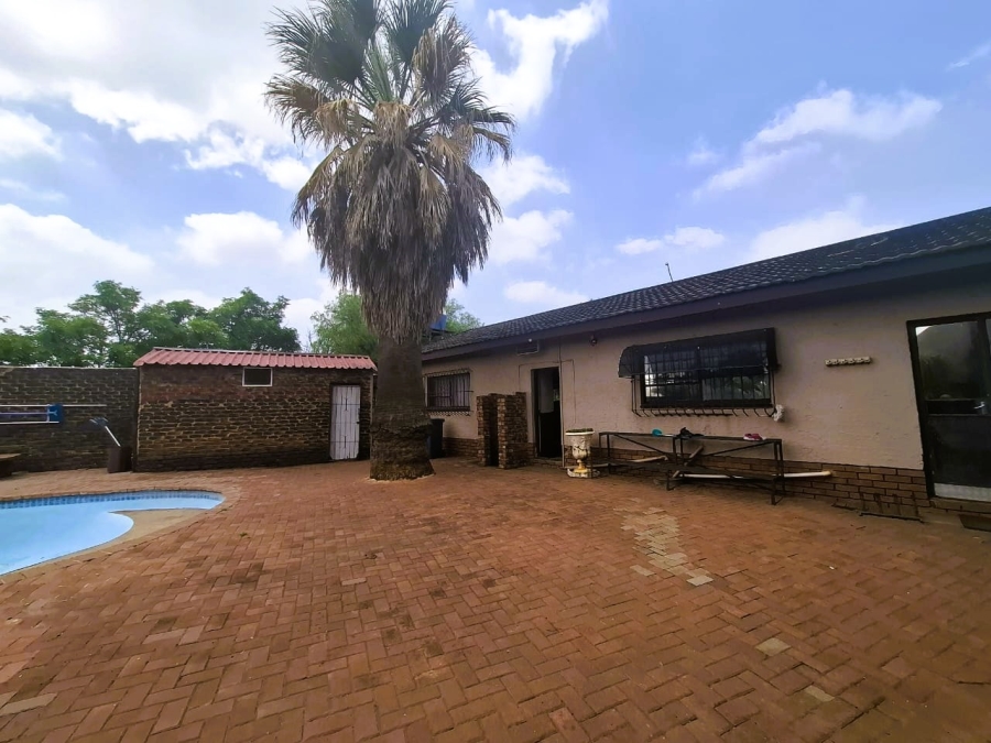 3 Bedroom Property for Sale in Homelands Gauteng
