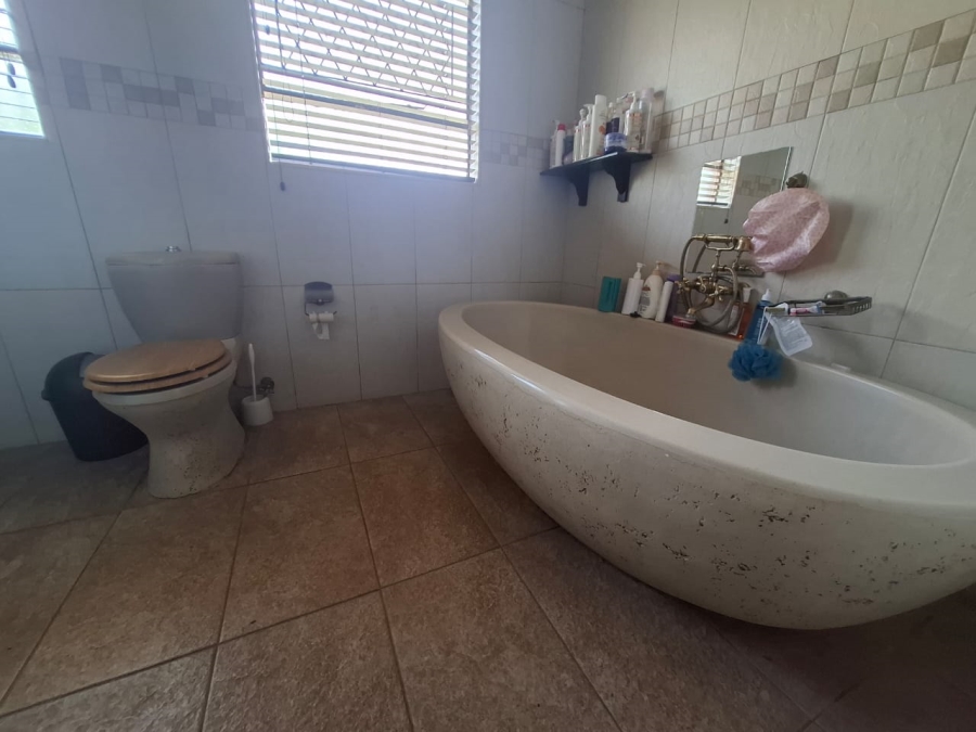 3 Bedroom Property for Sale in Homelands Gauteng