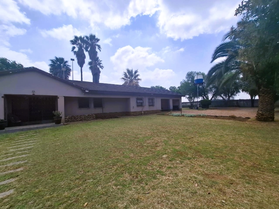 3 Bedroom Property for Sale in Homelands Gauteng