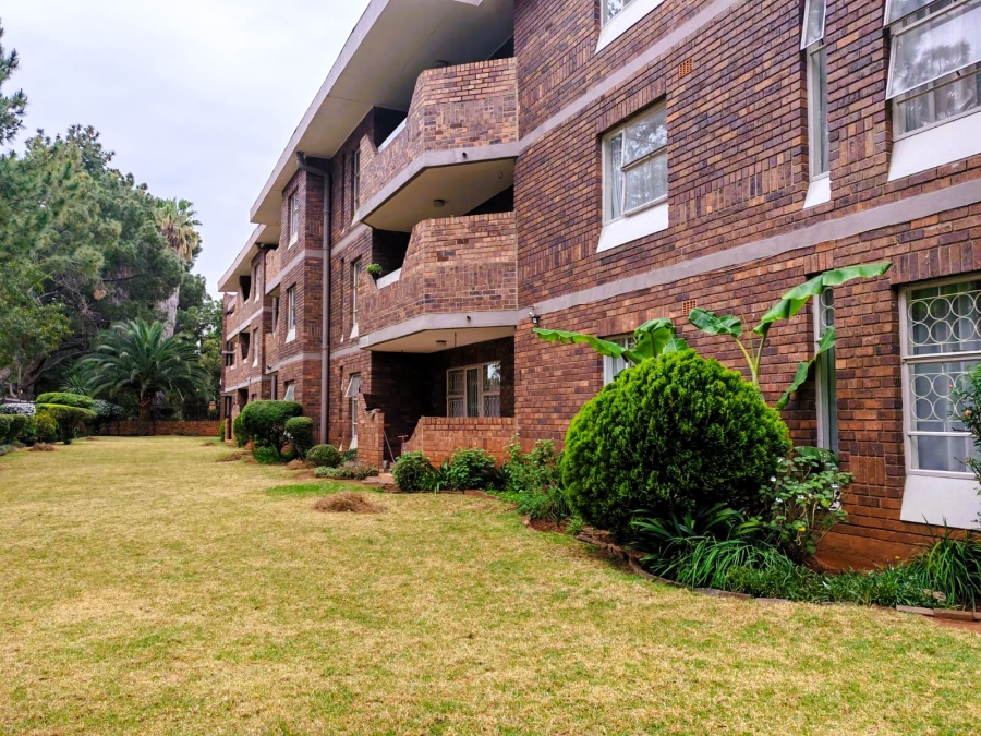 3 Bedroom Property for Sale in Three Rivers Proper Gauteng