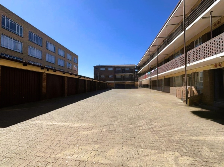 1 Bedroom Property for Sale in Vereeniging Gauteng