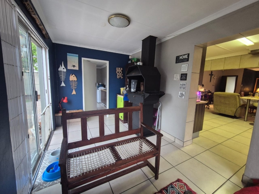 3 Bedroom Property for Sale in Three Rivers Gauteng