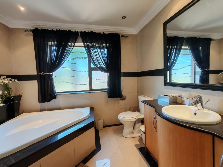 4 Bedroom Property for Sale in Northdene Gauteng