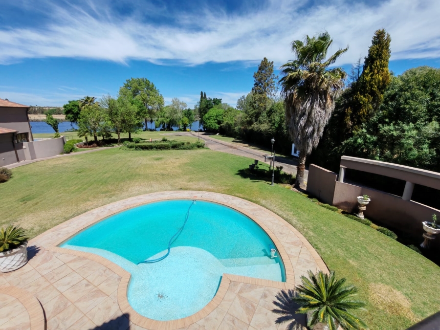 4 Bedroom Property for Sale in Northdene Gauteng