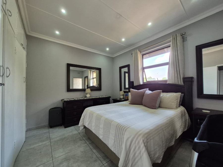 2 Bedroom Property for Sale in Meyerton Central Gauteng