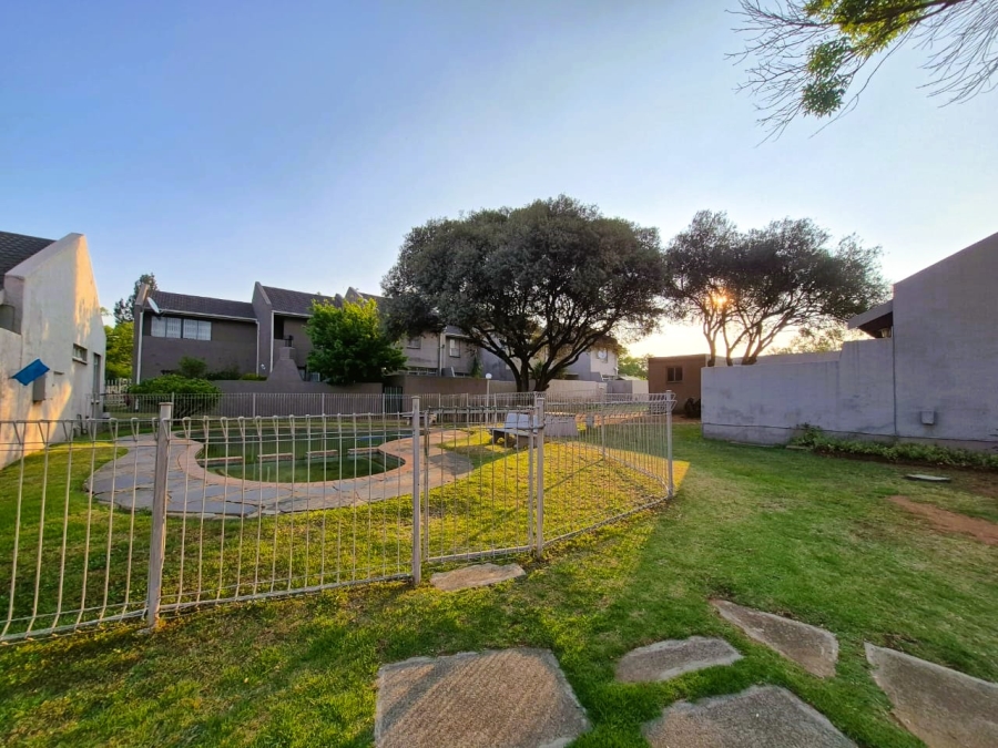 2 Bedroom Property for Sale in Meyerton Central Gauteng