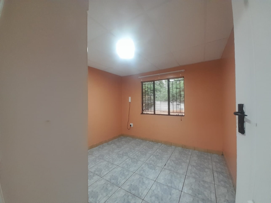 To Let 2 Bedroom Property for Rent in Meyerton Park Gauteng