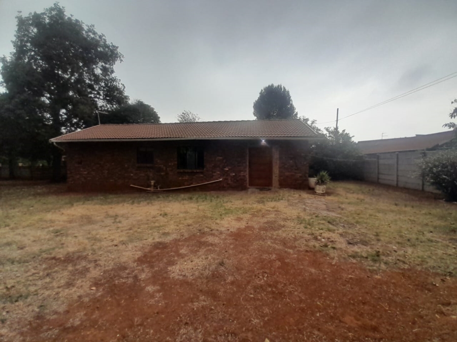 To Let 2 Bedroom Property for Rent in Meyerton Park Gauteng