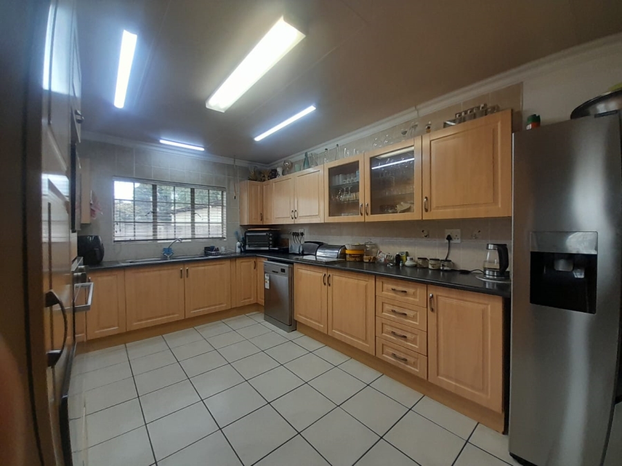 To Let 3 Bedroom Property for Rent in Kookrus Gauteng
