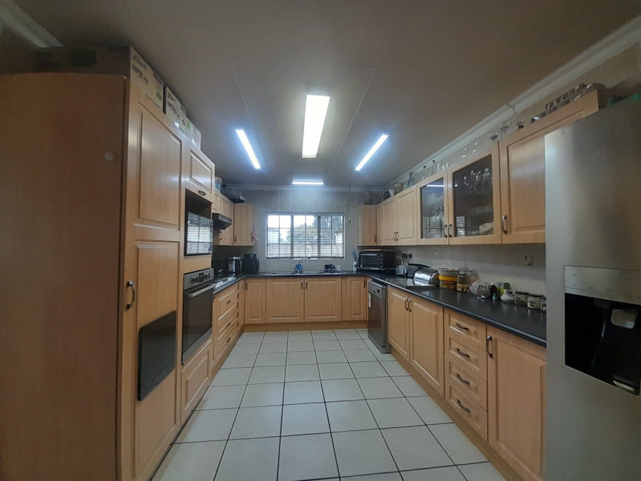 To Let 3 Bedroom Property for Rent in Kookrus Gauteng
