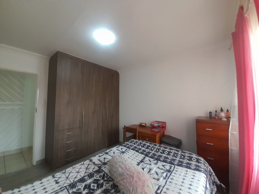 To Let 3 Bedroom Property for Rent in Kookrus Gauteng