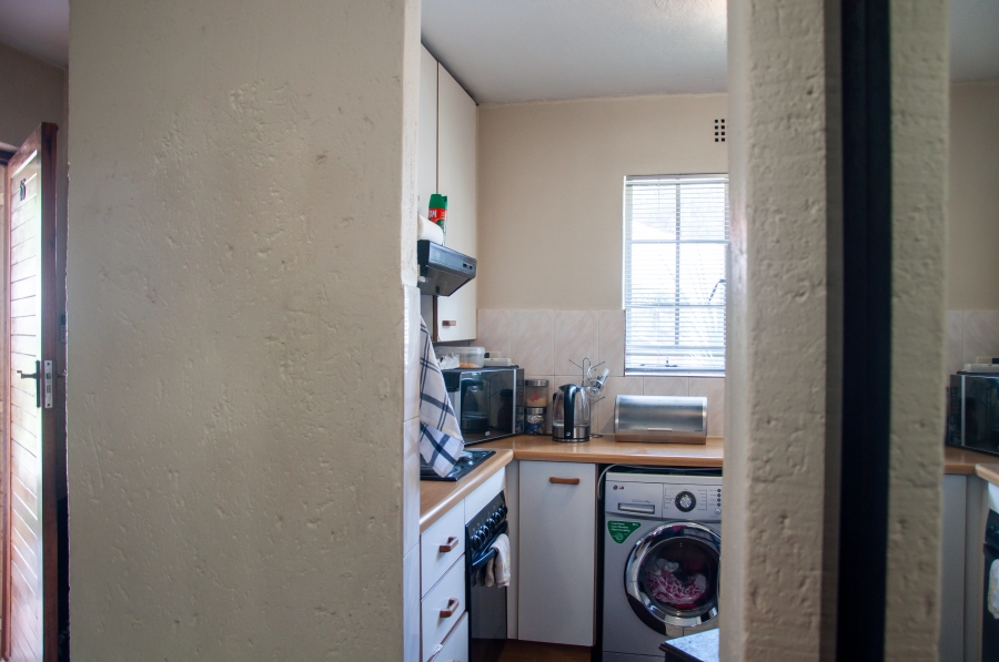 2 Bedroom Property for Sale in Vorna Valley Gauteng