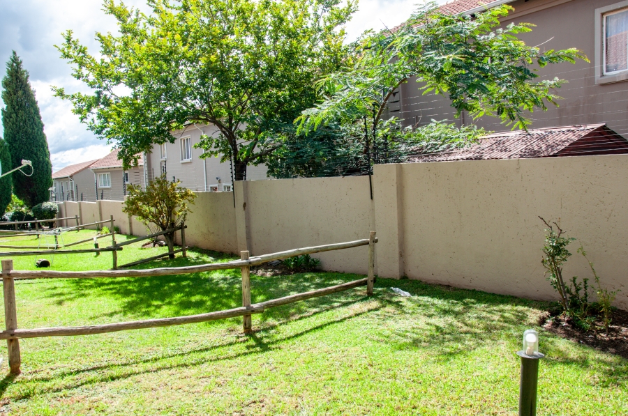 2 Bedroom Property for Sale in Vorna Valley Gauteng