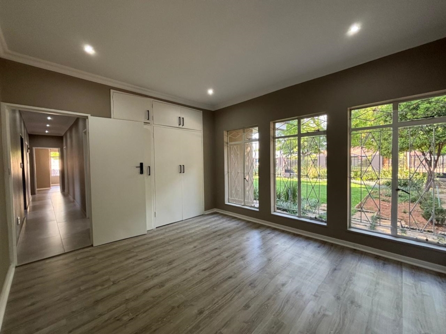 4 Bedroom Property for Sale in Risiville Gauteng