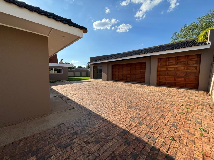 4 Bedroom Property for Sale in Risiville Gauteng