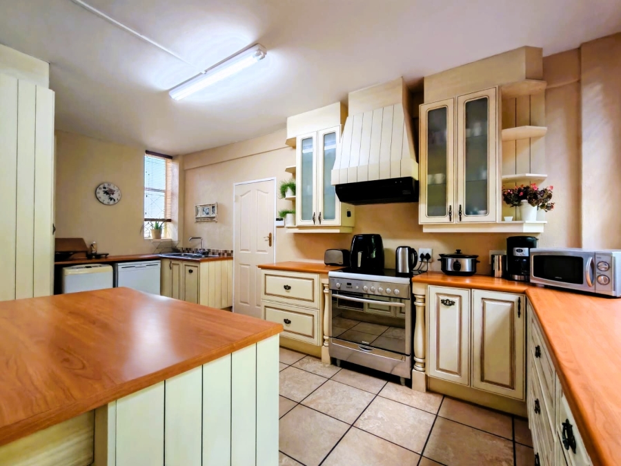 3 Bedroom Property for Sale in Three Rivers Proper Gauteng