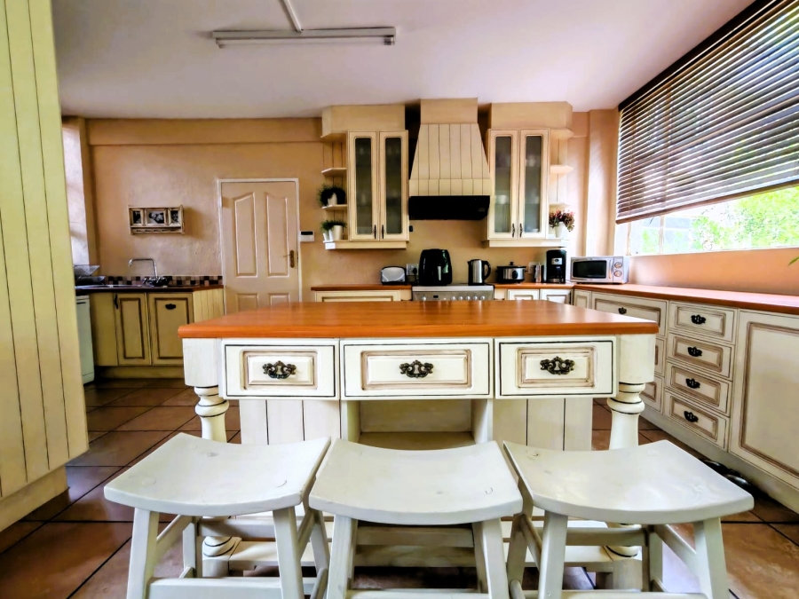 3 Bedroom Property for Sale in Three Rivers Proper Gauteng