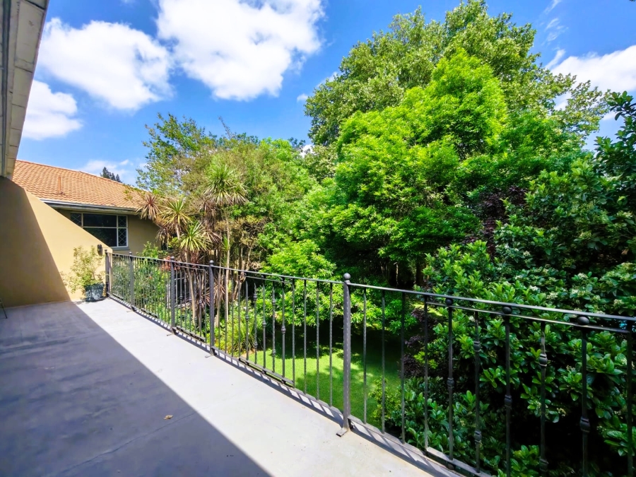 3 Bedroom Property for Sale in Three Rivers Proper Gauteng